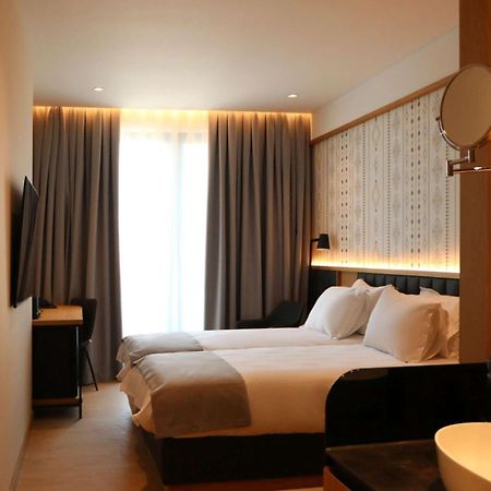 Mercure Prishtina City Prishtine Bagian luar foto