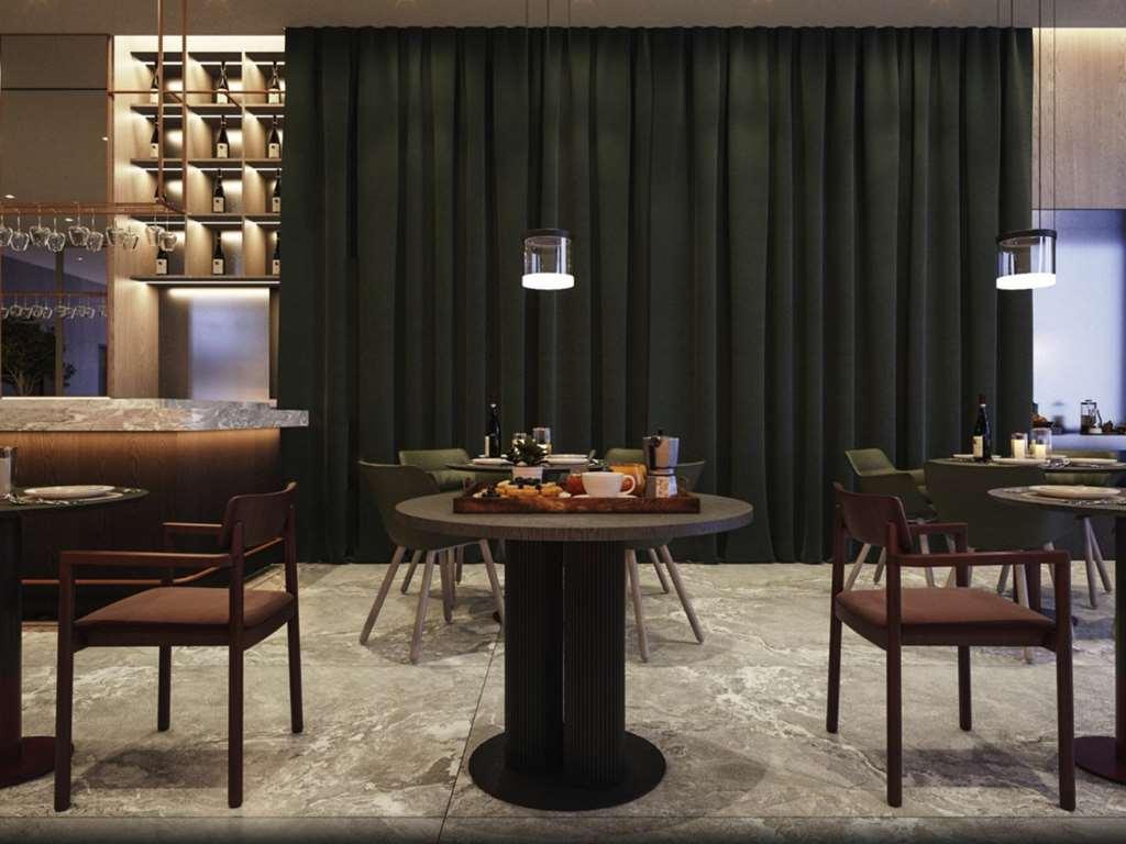 Mercure Prishtina City Prishtine Restoran foto